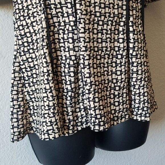 Maria Gabrielle Top   - Picture 3 of 6